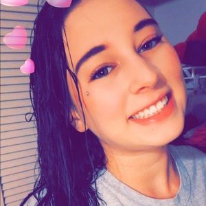 Meet your Posher, Bobbi